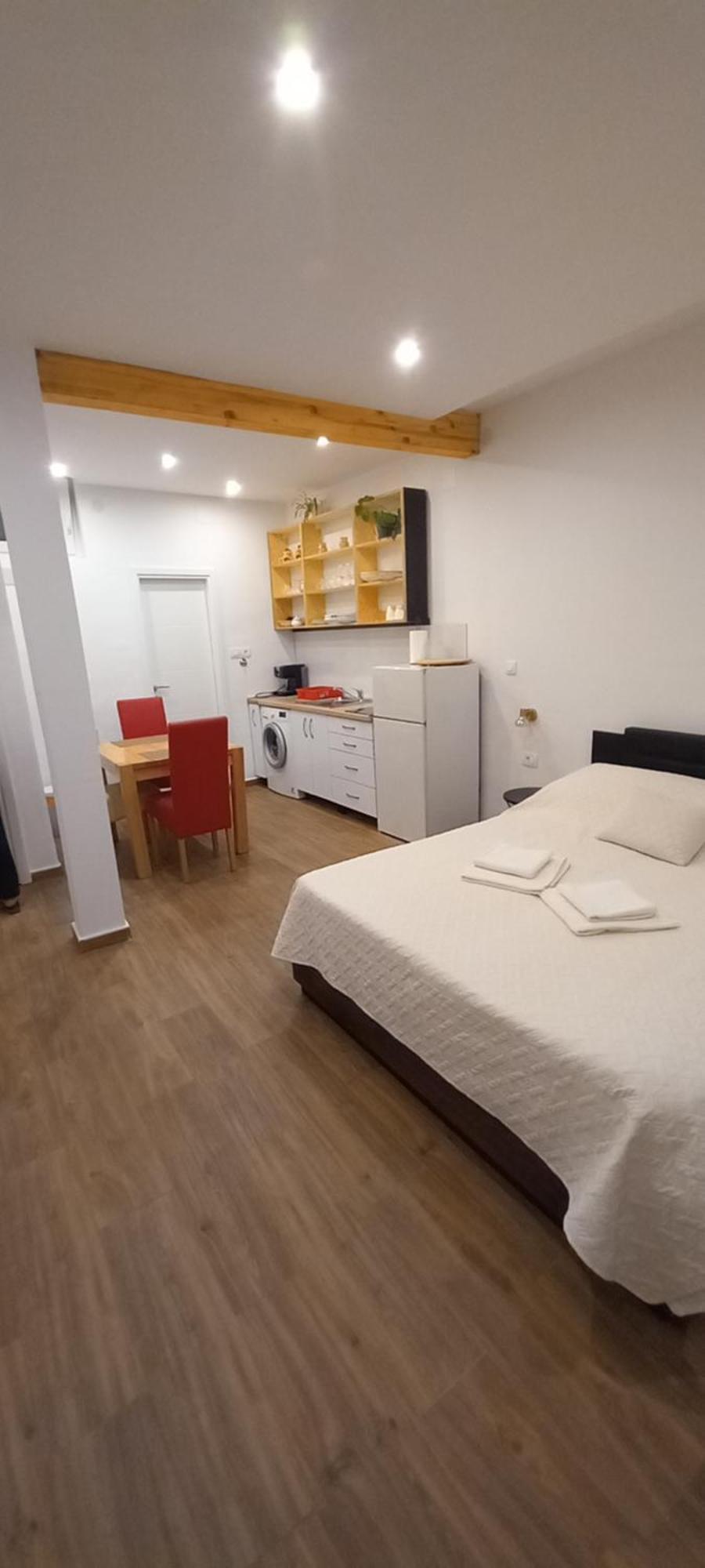 Studio Apartment Josip Сплит Екстериор снимка